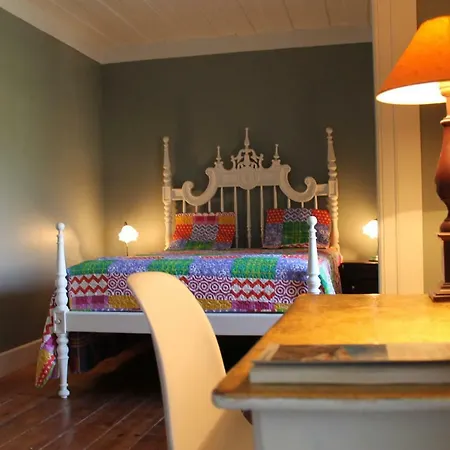 Quinta Do Outeiro Alojamento de Acomodação e Pequeno-almoço *