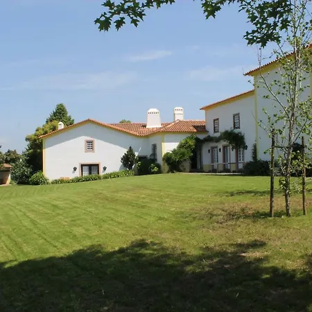 Quinta Do Outeiro Bed & Breakfast *